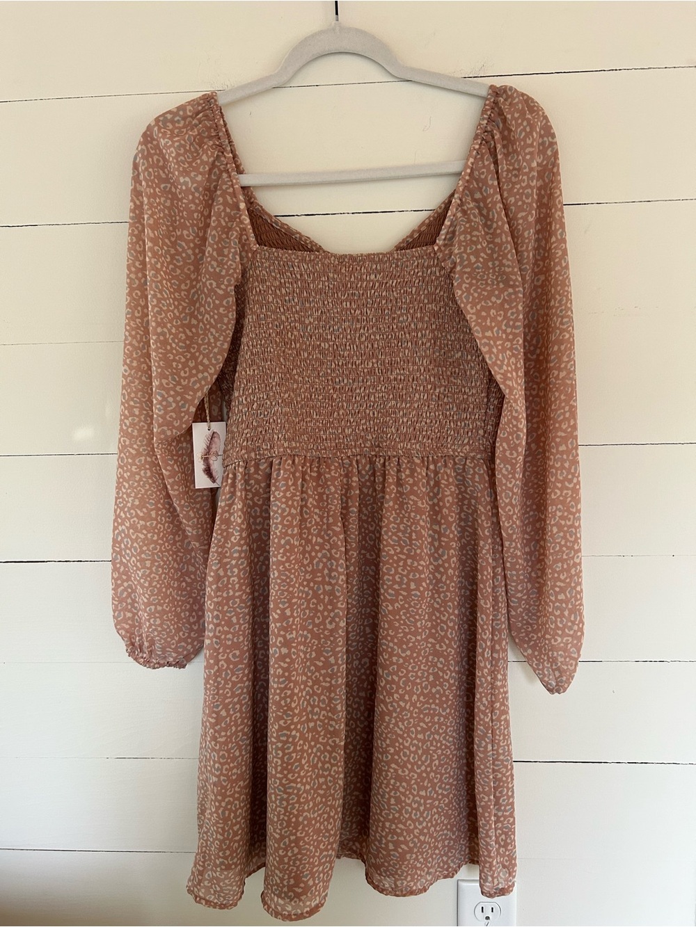 NWT Jessica Simpson Mauve Smocked Dress/Top Size Medium - Picture 2 of 5